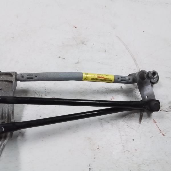 2017 MASERATI GHIBLI OEM WIPER TRANSMISSION WIPER LINKAGE  OEM ID # 670007561