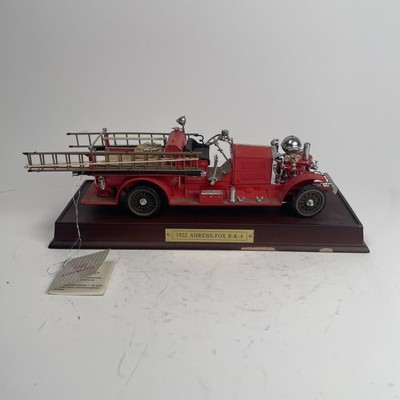 Franklin Mint-1922 Ahrens Fox R-K-4 Pumper Fire Truck 1:32, See Pictures!
