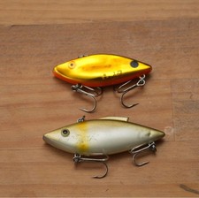 Cotton Cordell Super Spot Rattle Trap Gold Lipless Crankbait Used