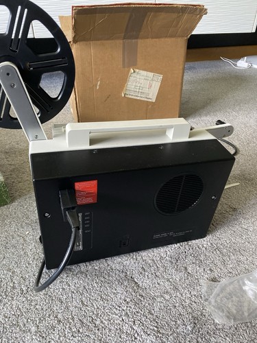 Eumig Projector Mark S 802 Projector with Microphone In Excellent Condition Box - Picture 7 of 12