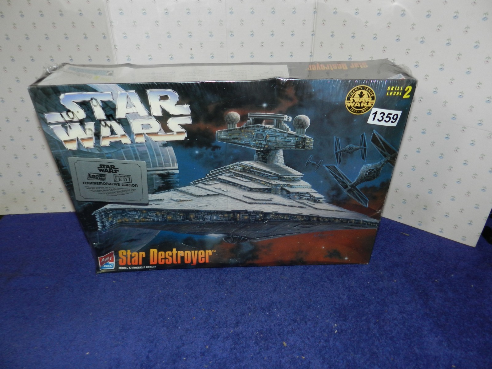 8915 Brand New Factory Sealed