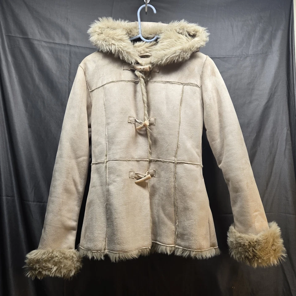 Chaqueta Twenty Twenty Penny Lane de gamuza de piel sintética para mujer pequeña con capucha beige Foto 2 de 4