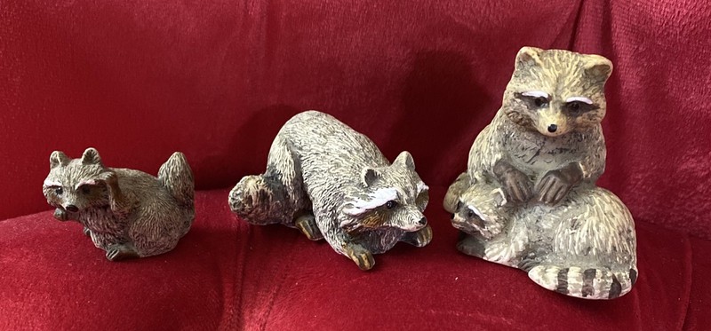 Vintage Raccoon Set of 3 Glass Animal GREAT CONDITION! Animal Figurines