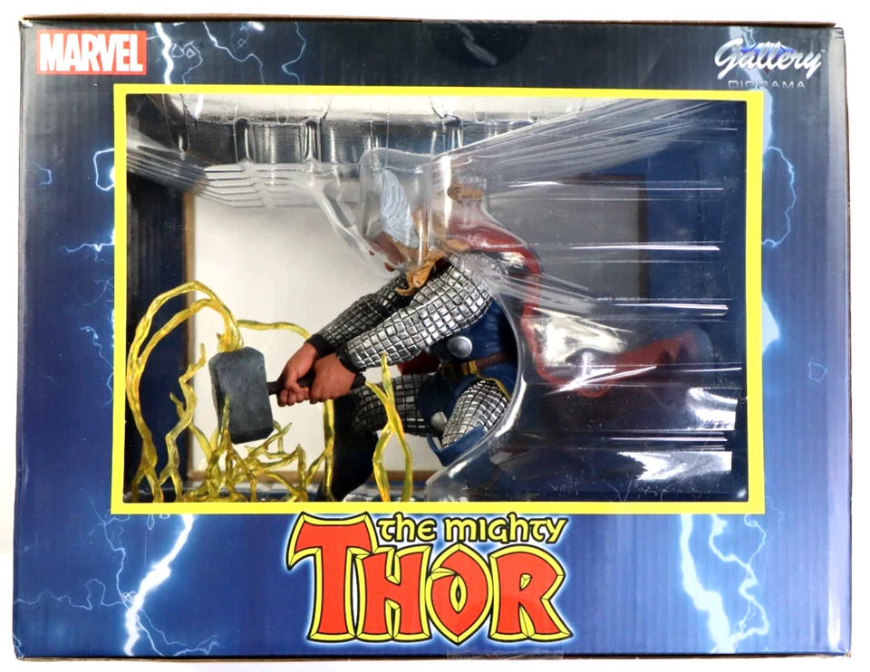 Diamond Marvel Select Gallery The Mighty Thor Statue Diorama - Image 2 of 4