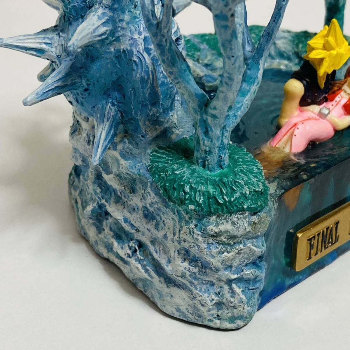 Final Fantasy 7 FFVII Cold Cast Figure Cloud & Aerith