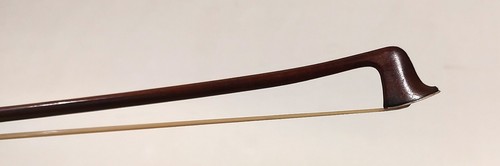 J. T. Radoular 4/4 Vintage Violin Bow, Pernambuco, Sterling Winding, Ebony Frog - Picture 5 of 10