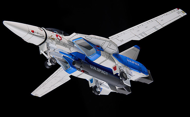 Macross Robotech VF-1A Fighter Valkyrie Max / Hayao 1/72 Scale