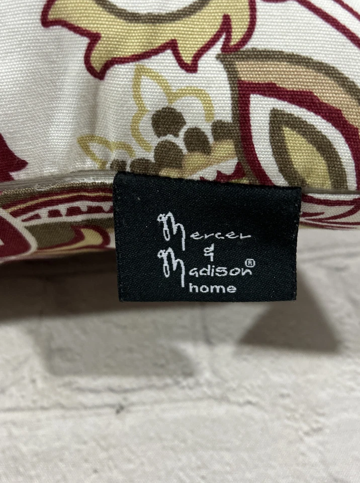 Mercer & Madison Home Decorative Pillow 20”x 20” Feather/Down Red Green Cream - Image 3 of 4