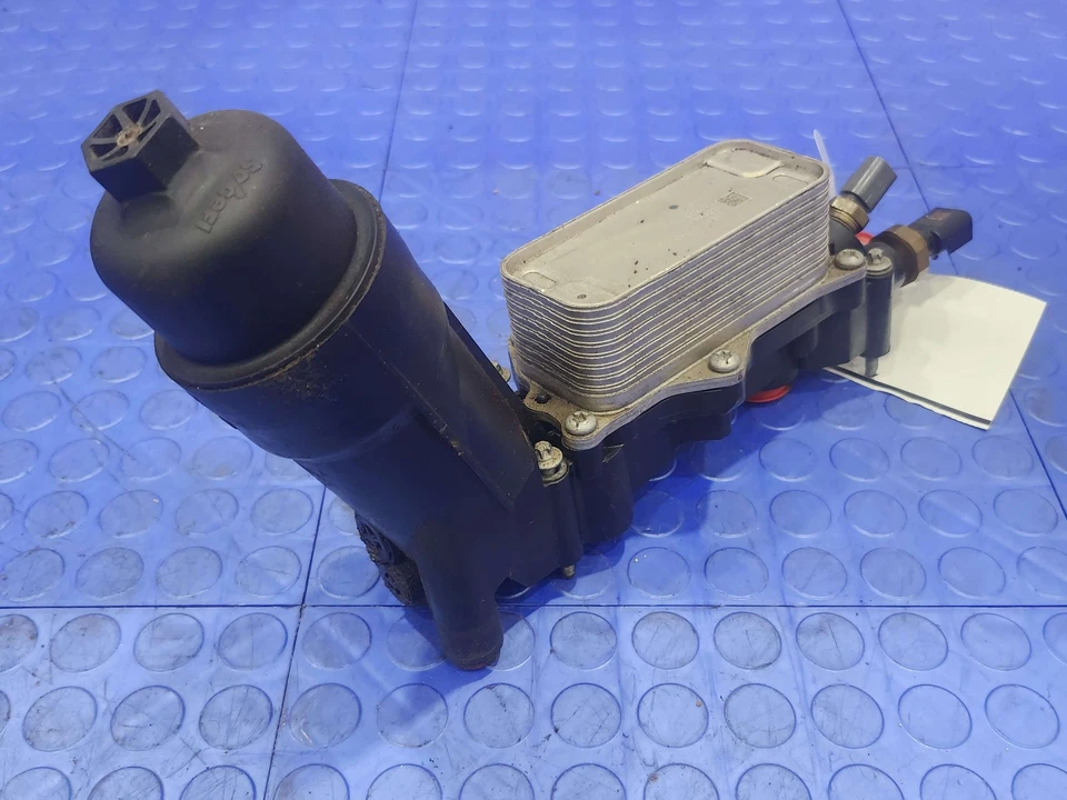 Carcasa de filtro de enfriador de aceite de motor 14-23 Dodge Ram Jeep Chrysler 3,6 L OEM Foto 4 de 4