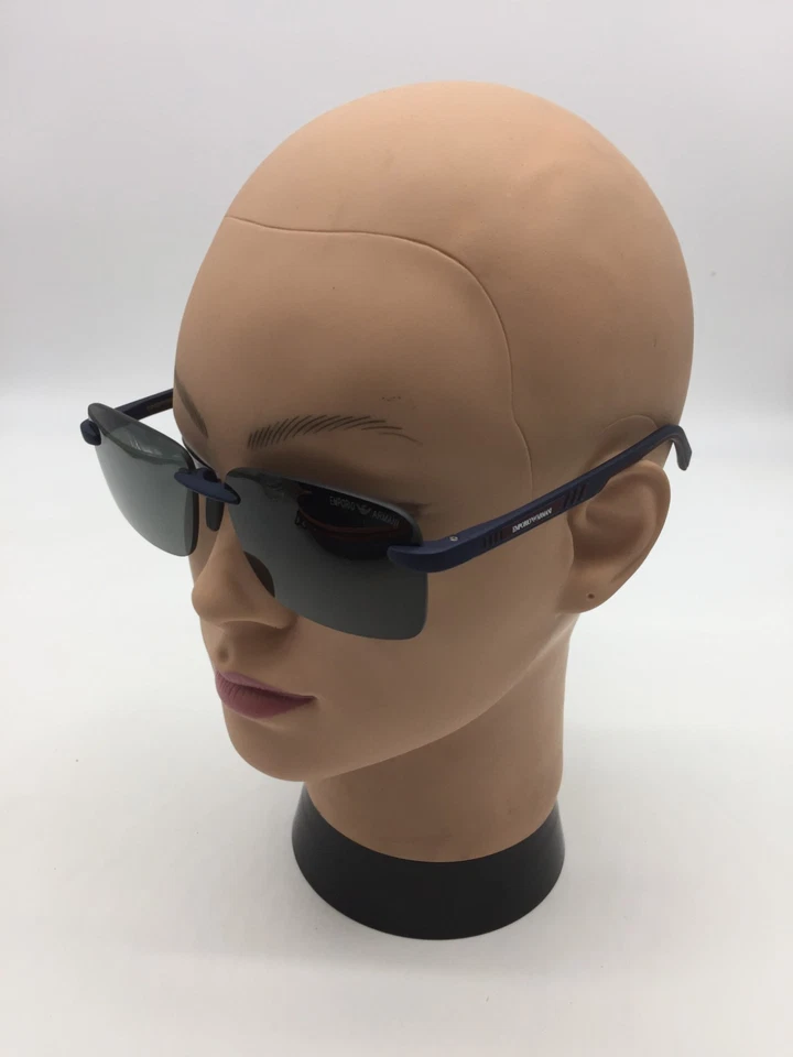 Gafas de sol Emporio Armani mate azul marino 61-14-150 lentes grises Foto 3 de 4