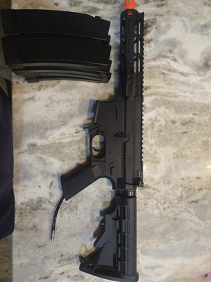  Wolverine MTW 9 Airsoft Rifle with 8 ASG Mags