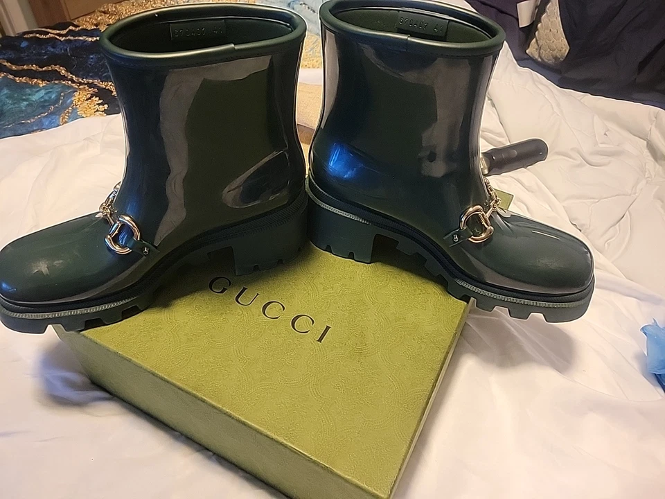 BOTA DE LLUVIA AL TOBILLO DE GOMA/DEMETRA VINTAGE VERDE/V VERDE GUCCI Foto 3 de 4