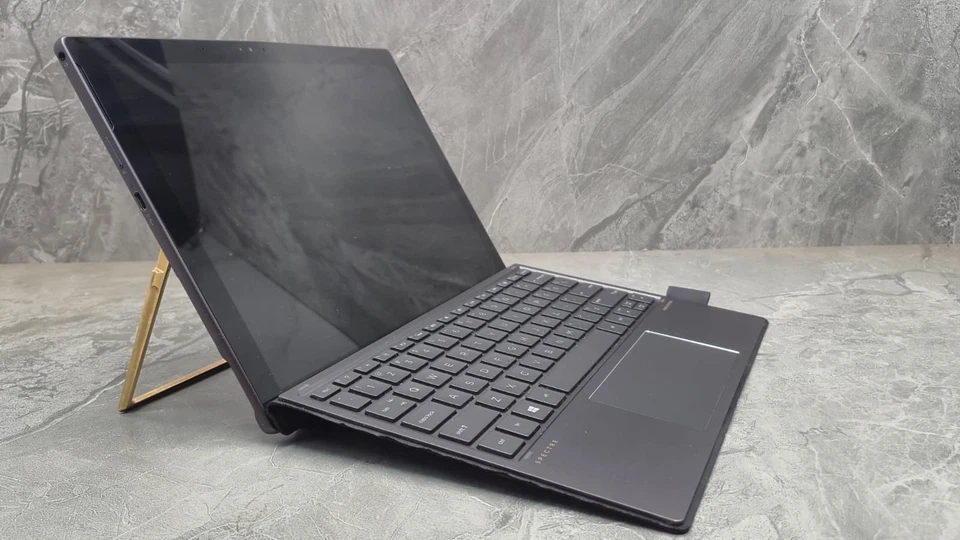 HP Spectre x2 Series i7 7th Gen -16 GB/1TB SSD GB with Keyboard USB C 13" 7560U - Image 4 of 4