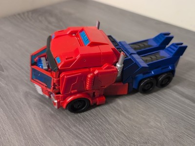 Transformers Cyberverse Ultimate Class Optimus Prime