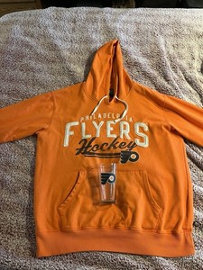 Philadelphia Flyers Men's Orange Hoodie And beer Glass