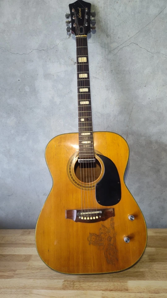 Guitarra elétrica acústica National Dreadnaught dos anos 1960 (gravada por David E Davis) - Imagem 2 de 4