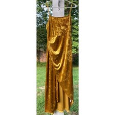 Saylor - "Cyndey" Draped Crushed Velvet Form Fitting High Slit Evening Dress -M