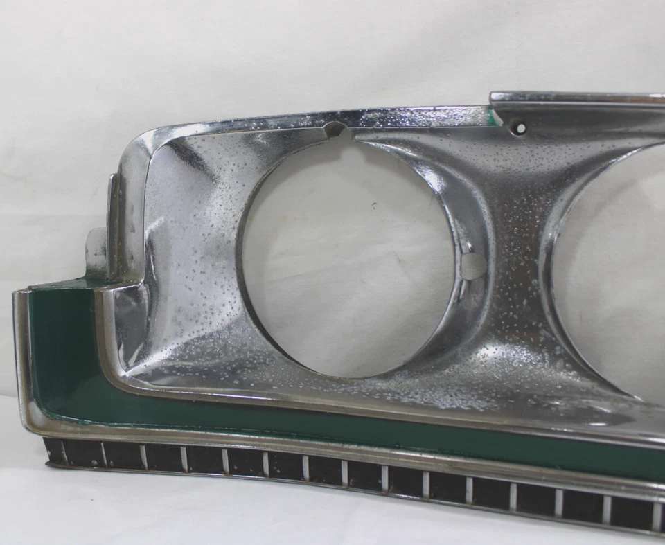 Buick Centurion 1973 bisel de faros izquierdo/lado del conductor, Lesabre Foto 2 de 4