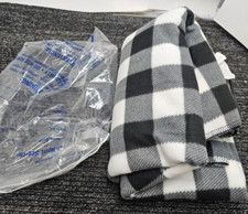 Stalwart 12V Electric Car Blanket - Heated Throw for Vehicles Black White