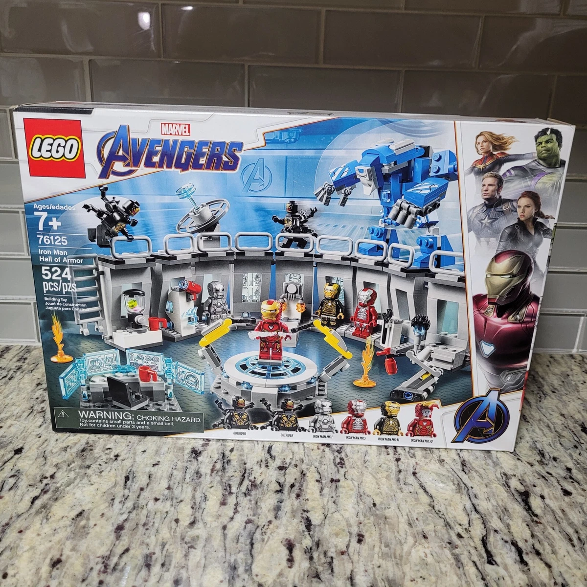 BRAND NEW* LEGO Marvel Avengers Set #76125 Iron Man Hall of Armor