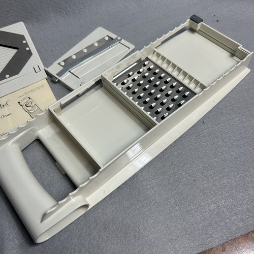 Pampered Chef Ultimate Slice & Grate Mandoline Food Slicer 4 Blades Not Complete - Picture 6 of 8