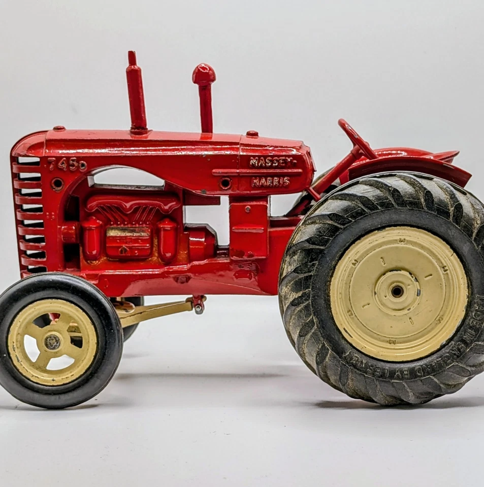 MATCHBOX LESNEY Massey Harris Tractor Early Model original vintage diecast toy - Image 3 of 4