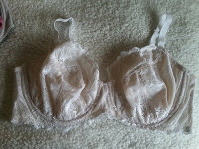 F&F creme hübscher BH UK 40E EURO 90E FRANKREICH 105E Bügel