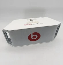Beats by Dre Beatbox Portable Bluetooth 30 Pin Dock  Speaker White Tested Works