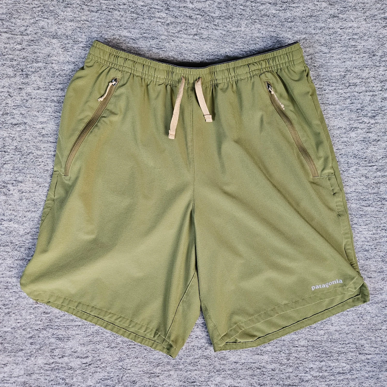 Patagonia Nine Trails Shorts Men's S Pale Green Camo 7.5" Inseam Athletic 57601