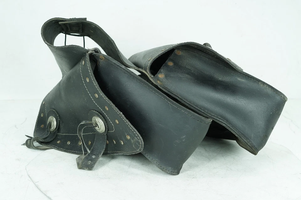 1998 Harley Sportster XL1200 C Rear Left Right Saddlebags Luggage Leather RUSTY - Image 2 of 4