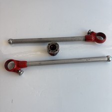 ridgid 00-R 2 Ratchets Pipe Threader With One Die 3/4” 2 Original 18” Handles