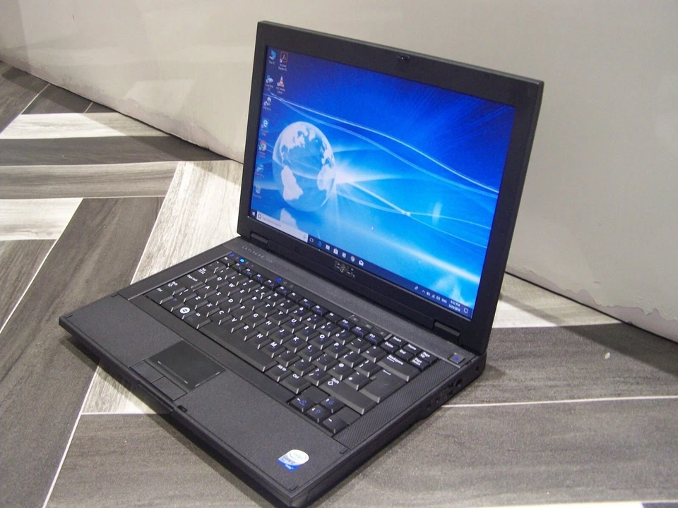 CHEAP Dell Laptop Fast 2.40Gz 256GB SSD Windows 7 Office WiFi DVD 16GB USB 15.4" - Image 2 of 4