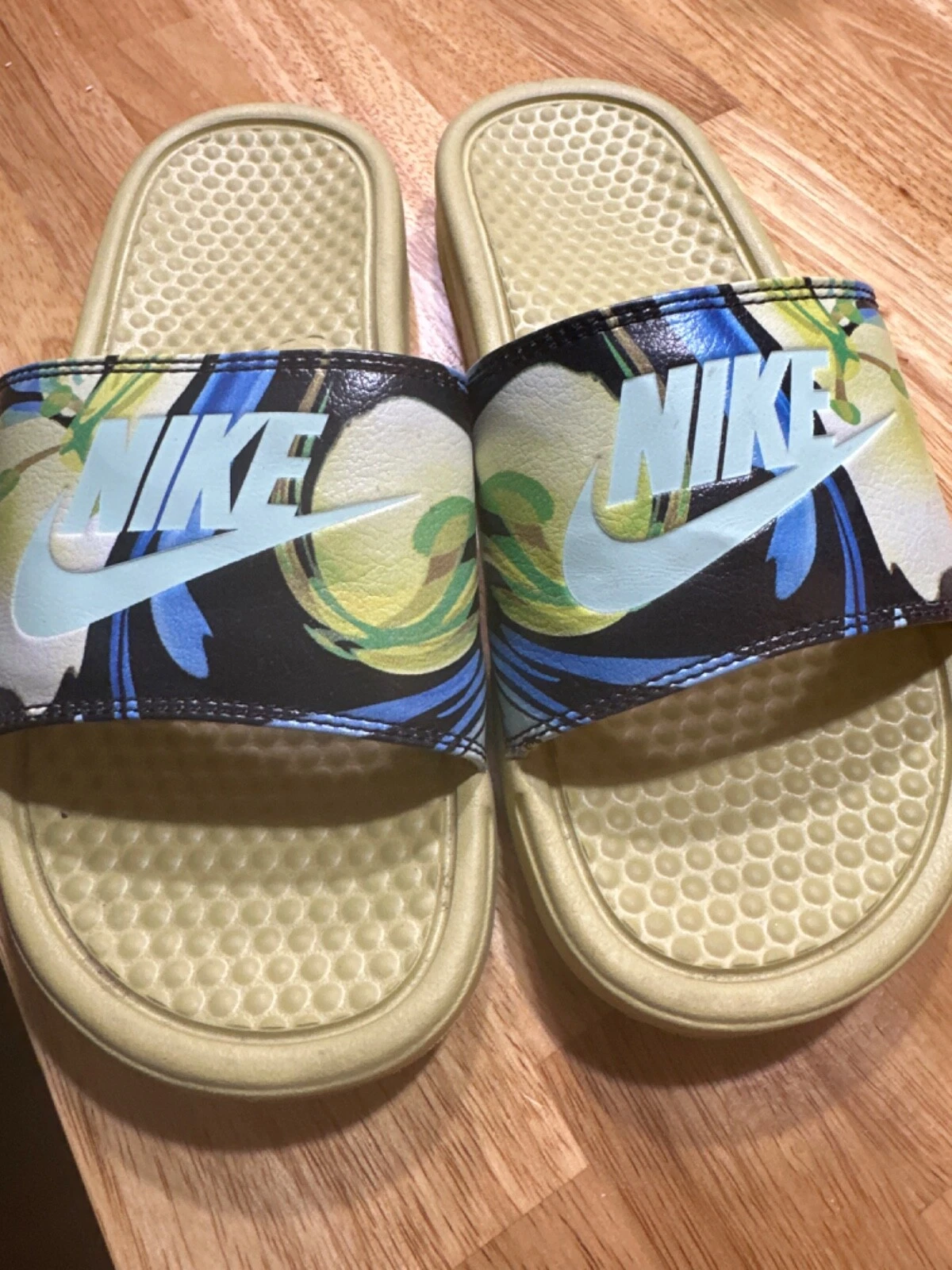 Nike Slides donna taglia 7 gialle con fiori