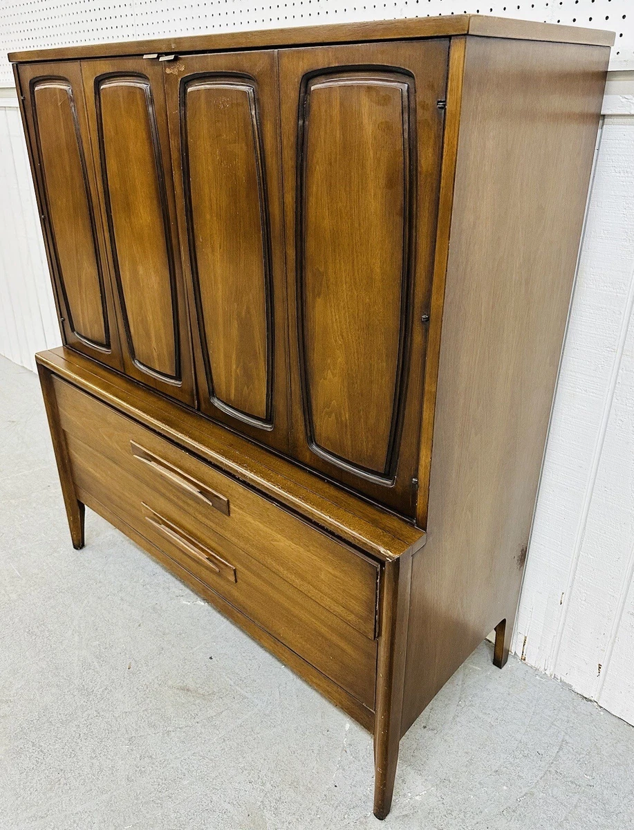 Mid Century Modern Broyhill Emphasis Walnut Gentleman s Chest eBay