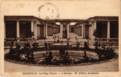 AK Deauville La Plage Fleurie, L'Atrium FRANKREICH (1333678)