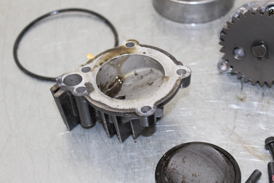 Kawasaki EX250R Ninja 250R 2008 08-12 OEM bomba de aceite motor hardware de refrigeración lote Foto 3 de 4