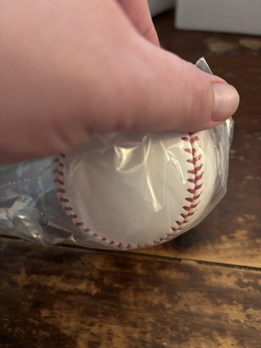 Ivan Rodriguez Signed Baseball JSA AUTHENTIC - Picture 8 of 8