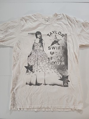Taylor Swift Eras Tour 'Speak Now Enchanted' Concert T-Shirt Sz M Rare Oversized