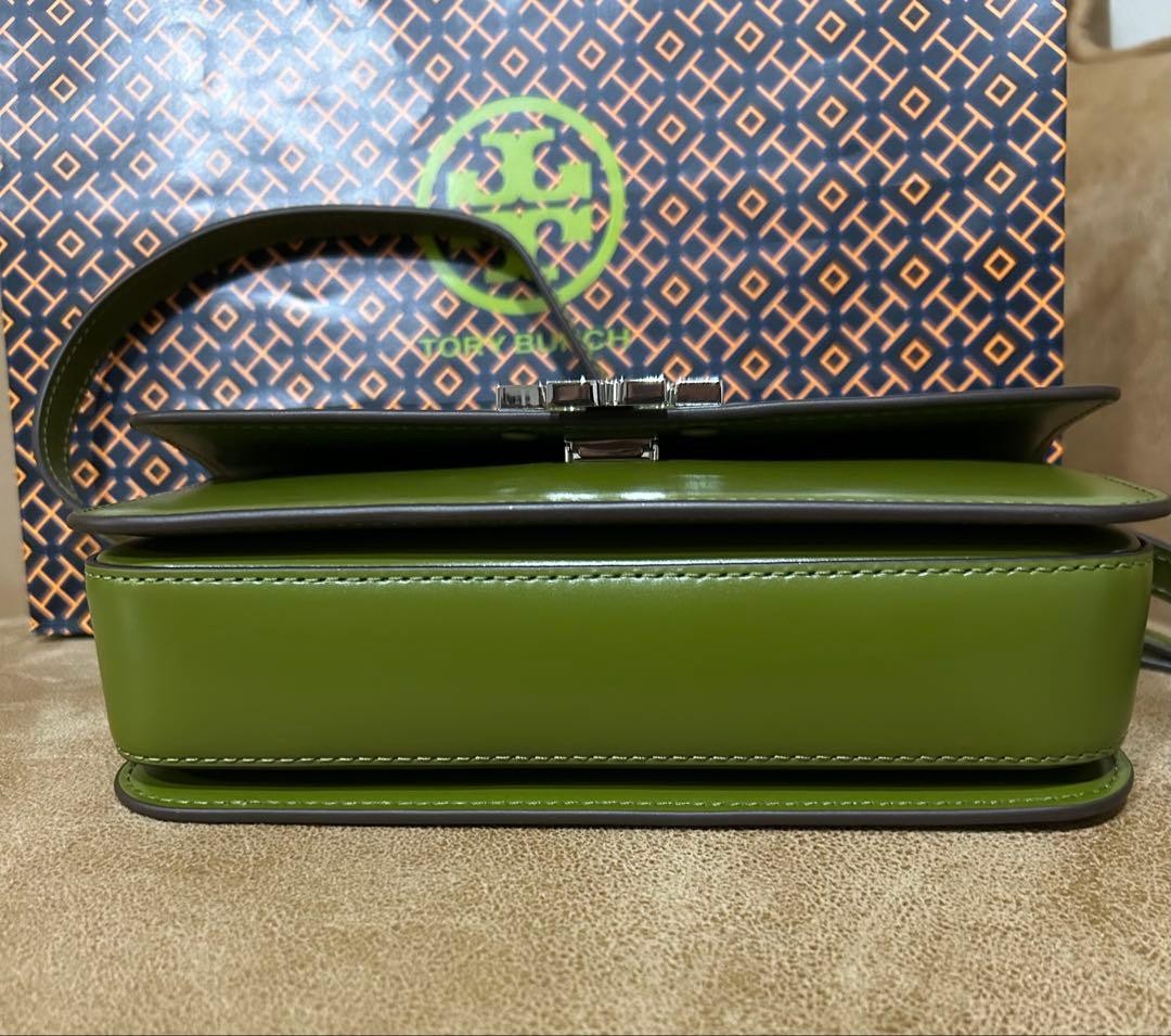 Tory Burch Eleanor Small Rectangular Leather Cros… - image 4