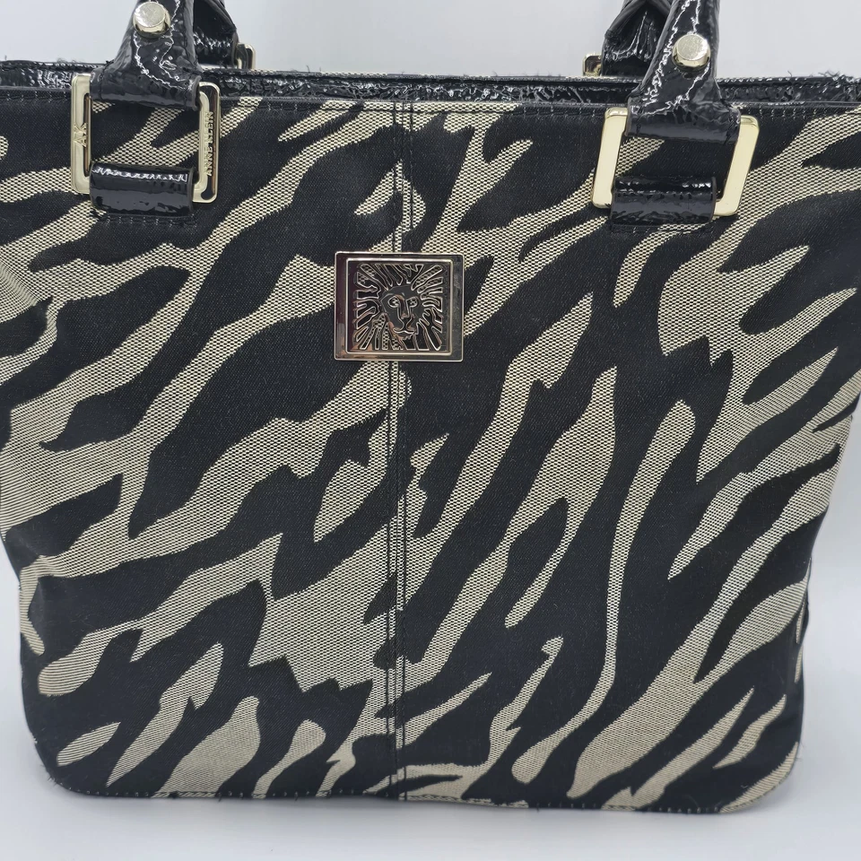 Bolsa tote Anne Klein zebra estampa animal preta bege lona couro envernizado Trm - Imagem 3 de 4
