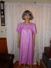 VTG NWT House Coat Serenity Size S Purple With Flowered Collar