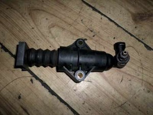 VW GOLF 4 Kupplungsnehmerzylinder Kupplung Nehmerzylinder 1J0721261F