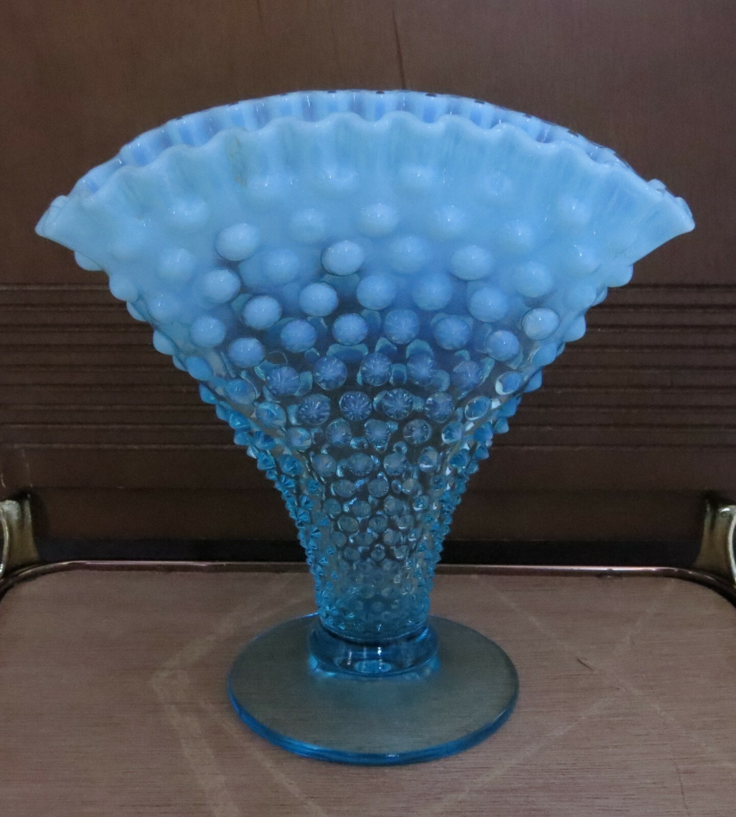 Vintage Fenton Hobnail Fan Vase Blue Opalescent Glass Ruffled Edge 8” x