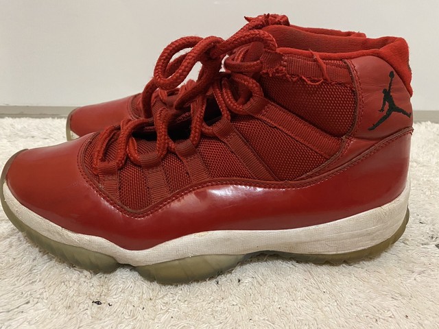 red & white jordans 11