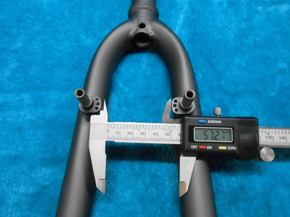 Touring Bicycle Gray Fork 700c V-Brake Trekking Cyclocross City Bike 1"-1/8 NEW - Image 3 of 4