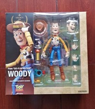 KAIYODO Legacy of Revoltech LR-045 Toy Story Woody Figura de Acción Regalo Totalmente Nuevo