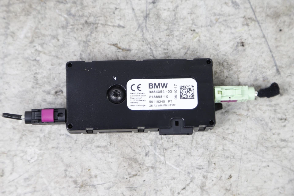 BMW G30 Antenna Amplifier Module OEM 2017-2022 M550i 540i 530i AM/FM Black - Image 2 of 4