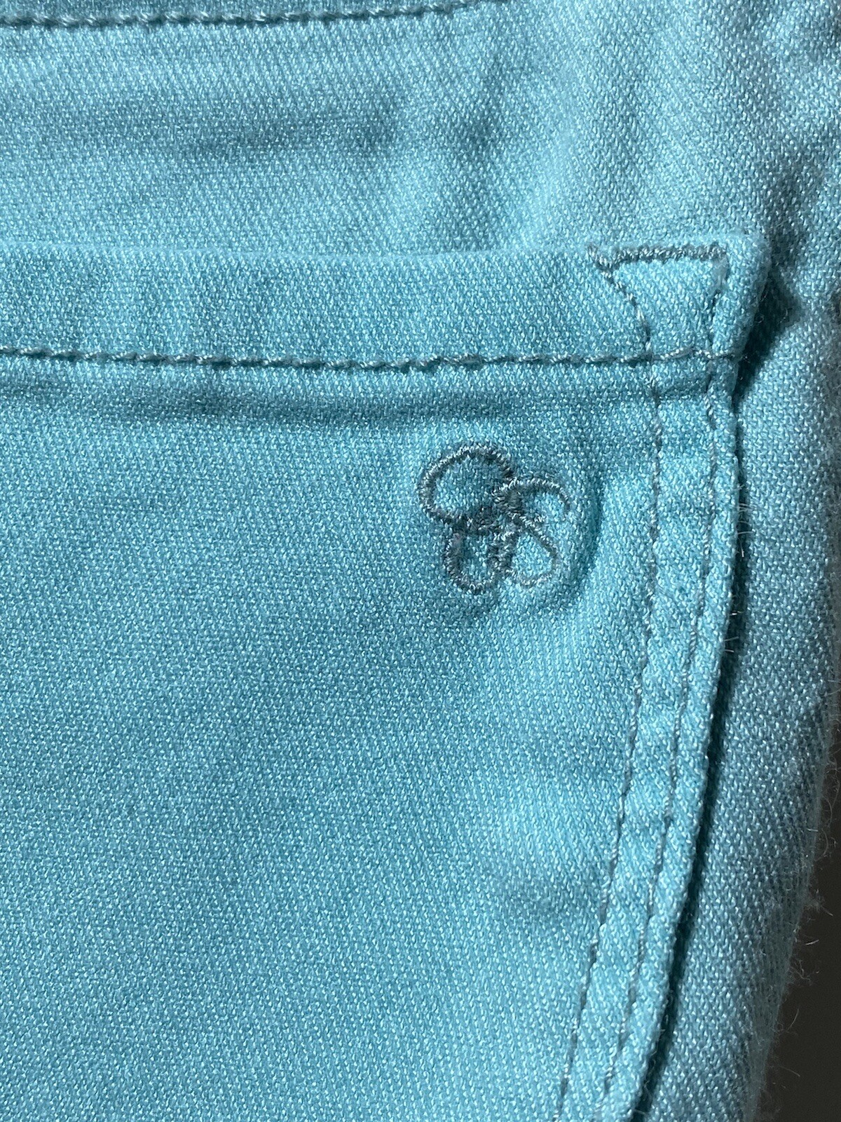 Picture 4 of 12