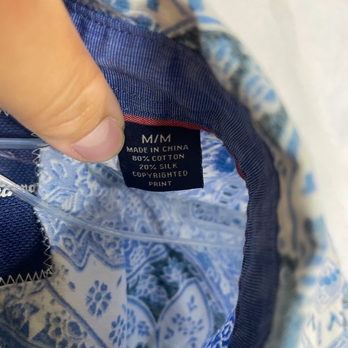 Men's Medium Tommy Bahama Blue Bandana Print Cotton/Silk Button Down - Picture 4 of 5
