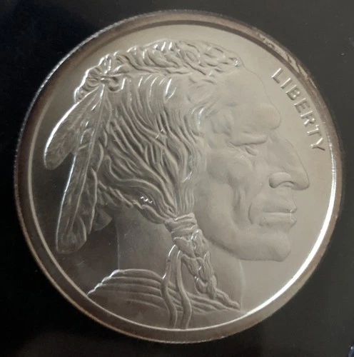 Uncirculated Buffalo 1 oz .999 Silver Round
